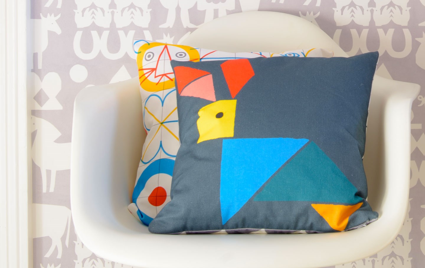 cushions.jpg cushions.jpg